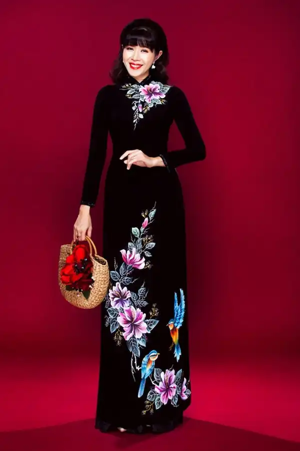 Vẽ áo dài bà sui